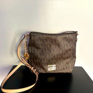 Michael Kors crossbody messenger bag